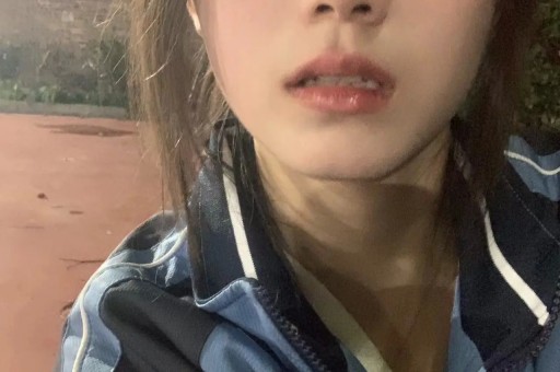 曝陈星旭拍《轧戏》等卢昱晓七小时！女方否认不敬业