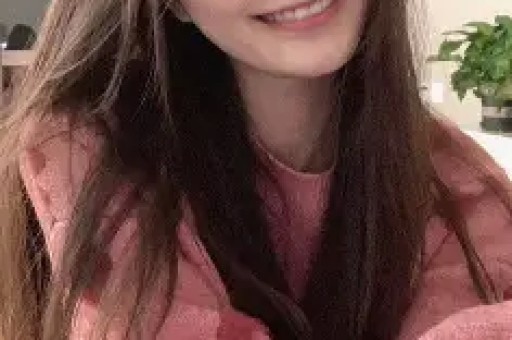 直播吐槽“被公司欺负”的赵露思火成小红书带货一姐“住千万豪宅还得当牛马让打工人心疼坏了”？